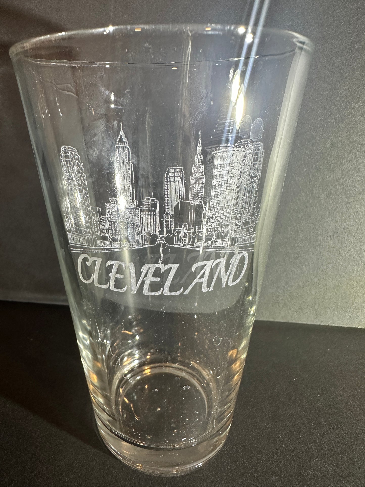 Pint glass