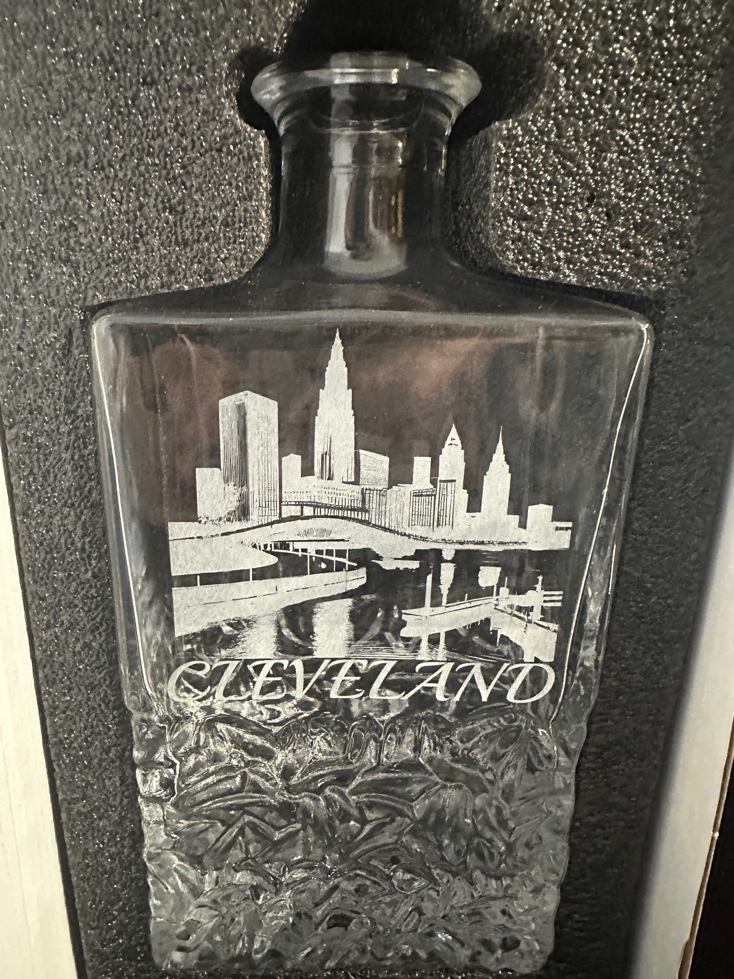 Decanter only Fancy cleve designs