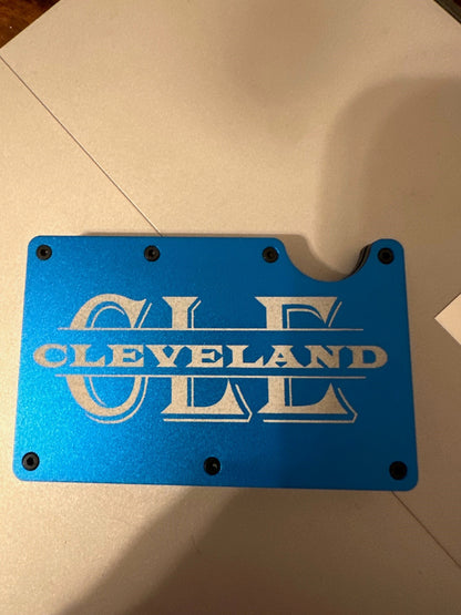Big foot minimalist wallet